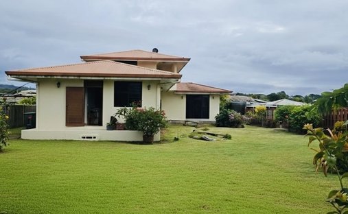 House in Taiarapu-Est, Windward Islands, French Polynesia 1