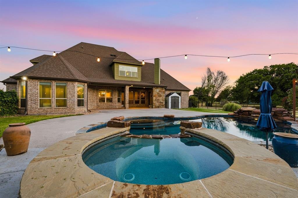 House in Decatur, Texas, United States 3 - 18695043