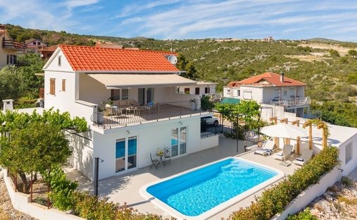 Casa en Rogoznica, Condado de Šibenik-Knin, Croacia 1