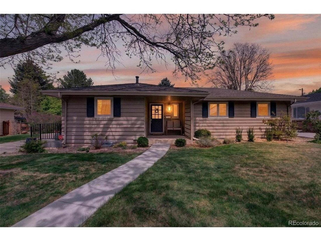 House in Englewood, Colorado, United States 1 - 18694393