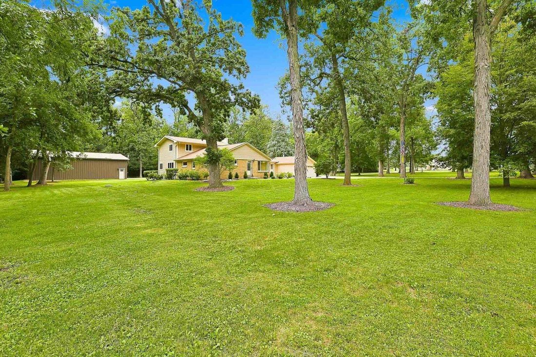 House in Kingston, Illinois, United States 5 - 18695102