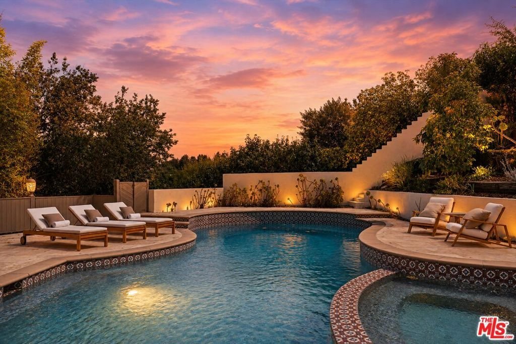 House in Los Angeles, California, United States 3 - 18694311