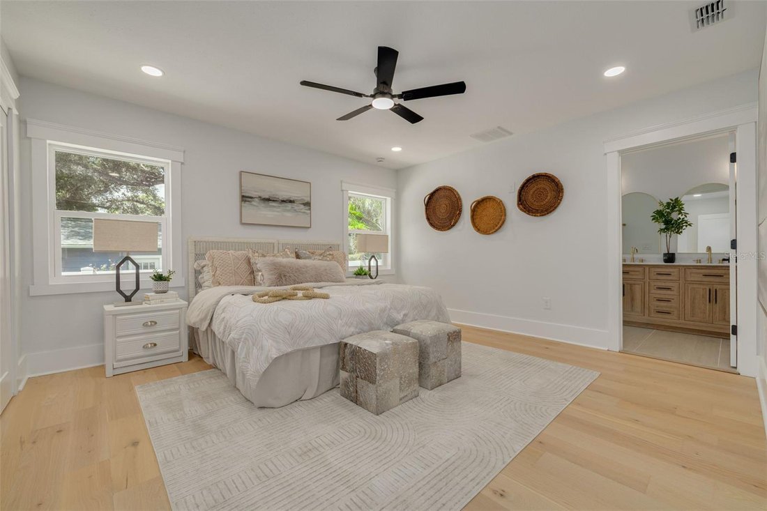 House in St. Petersburg, Florida, United States 4 - 18695209