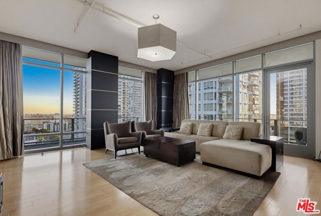 Condo in Los Angeles, California, United States 5 - 18694315