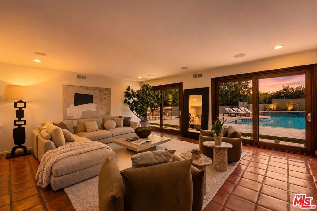 House in Los Angeles, California, United States 5 - 18694311