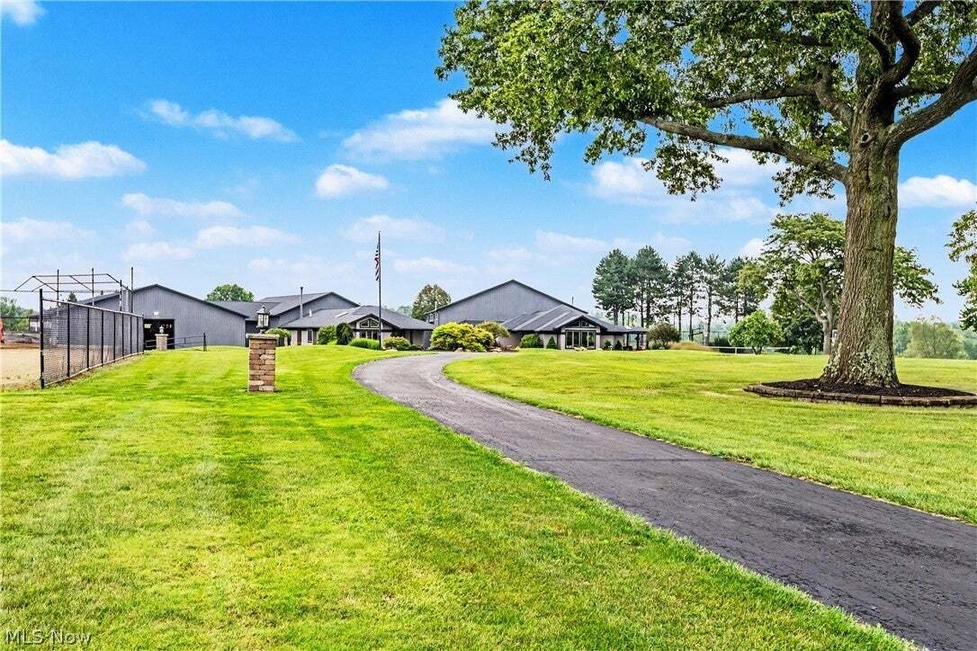 House in Medina, Ohio, United States 4 - 18694478