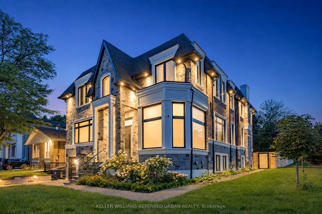 Casa en Toronto, Ontario, Canadá 2 - 18600936