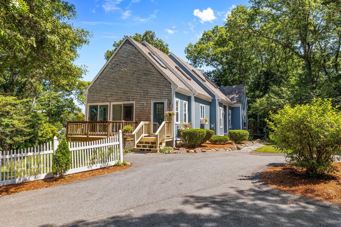 House in Falmouth, Massachusetts, United States 3 - 18694373