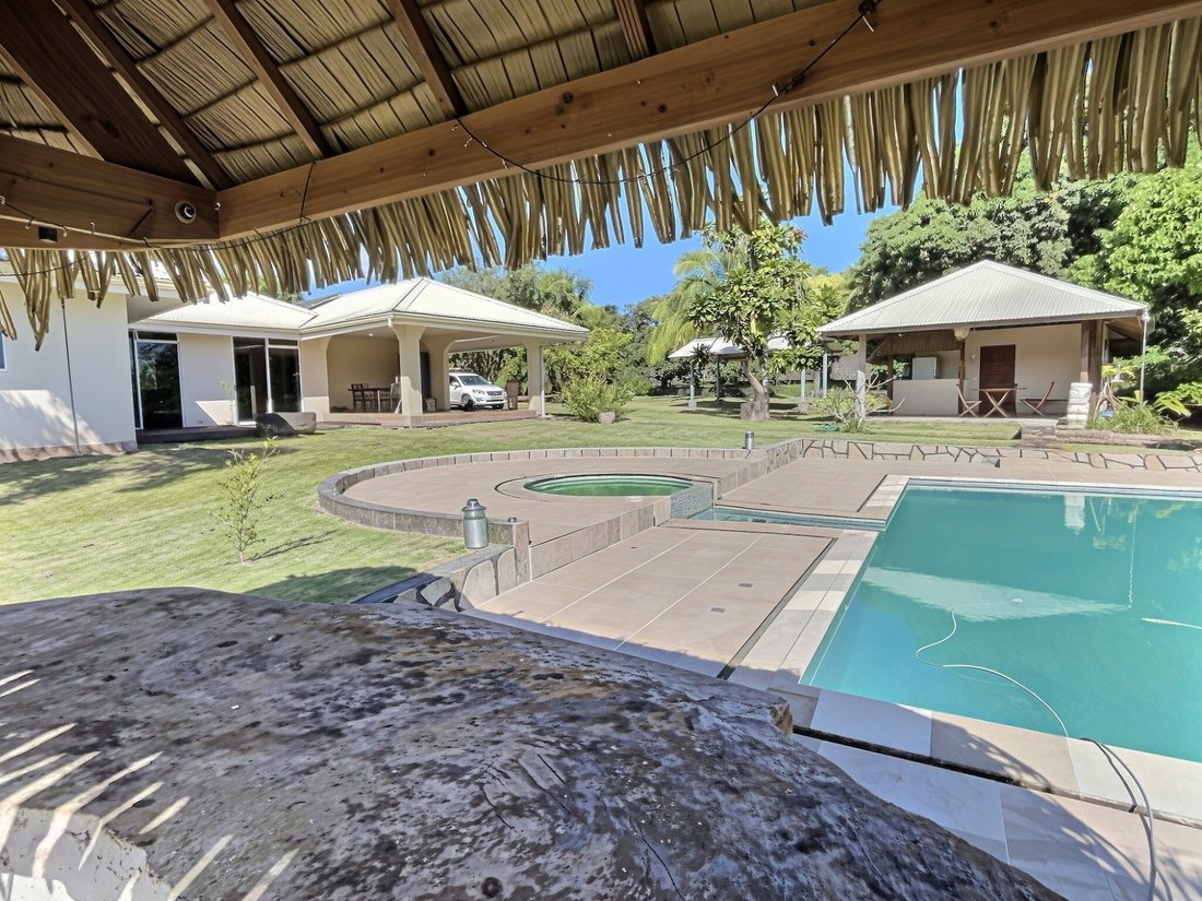 House in Taiarapu-Ouest, Windward Islands, French Polynesia 1 - 18695467