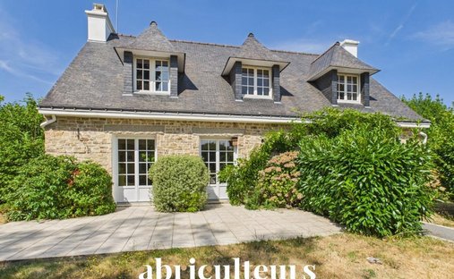 House in Zone Rurale Nord Ouest, Vannes, France 1
