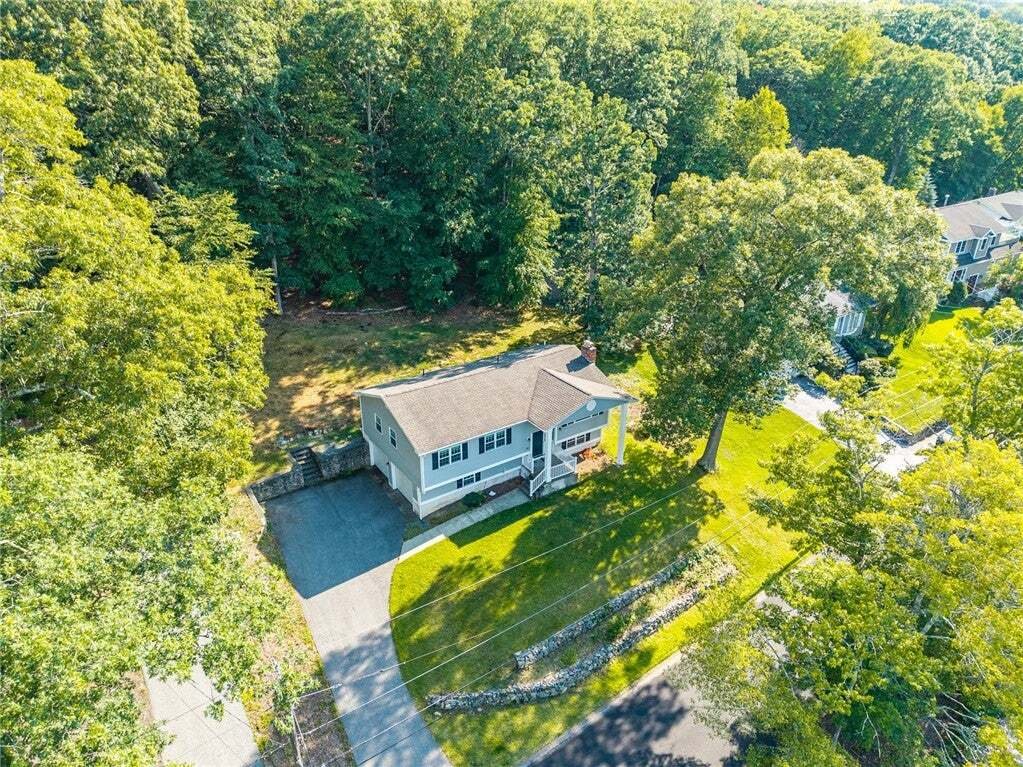 House in Lincoln, Rhode Island, United States 3 - 18694824