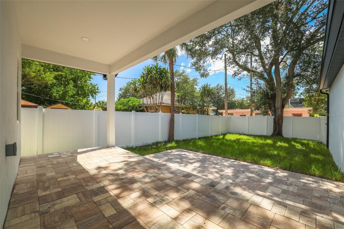 House in St. Petersburg, Florida, United States 5 - 18695209