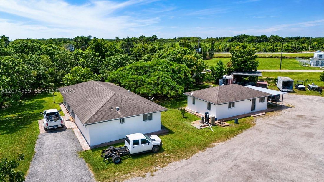 House in Miami, Florida, United States 1 - 18694610