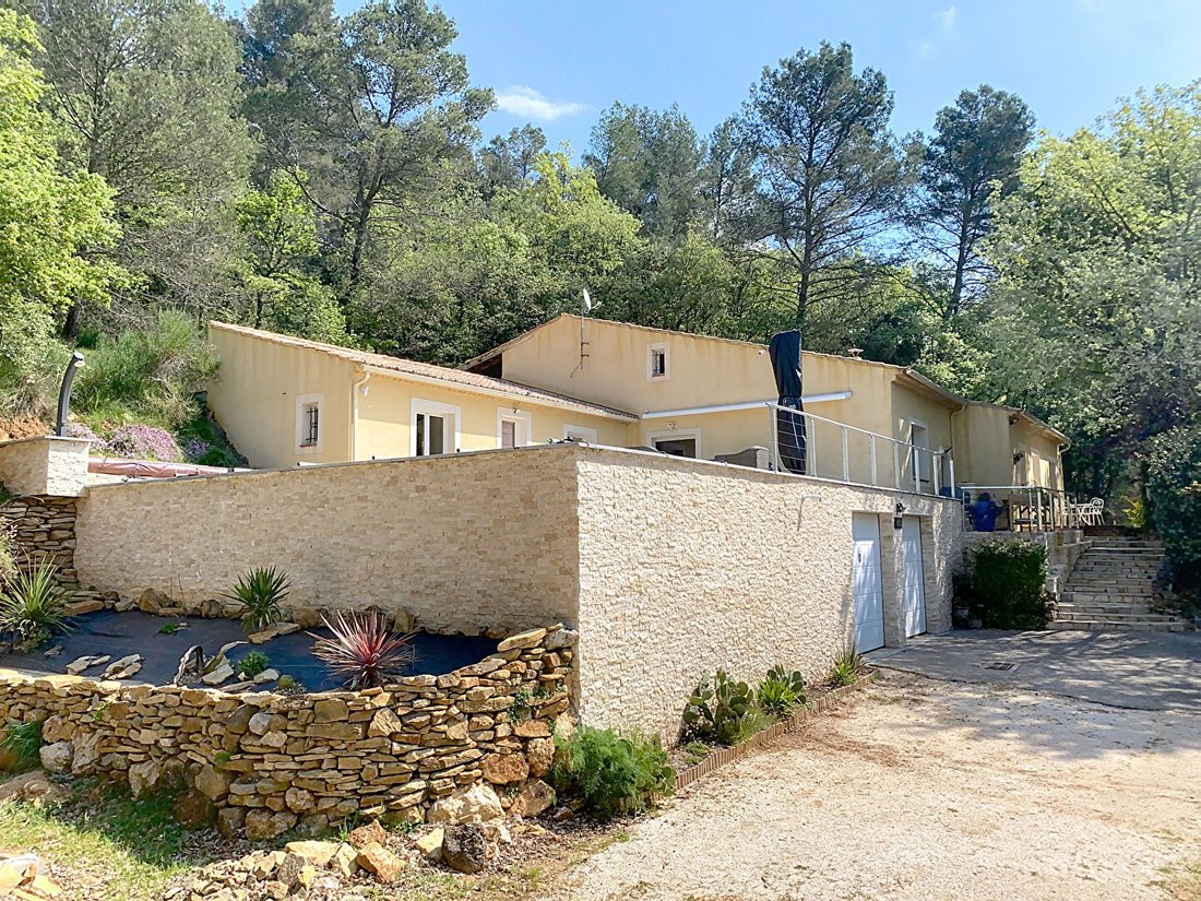 House in Évenos, Provence-Alpes-Côte d'Azur, France 2 - 18694358