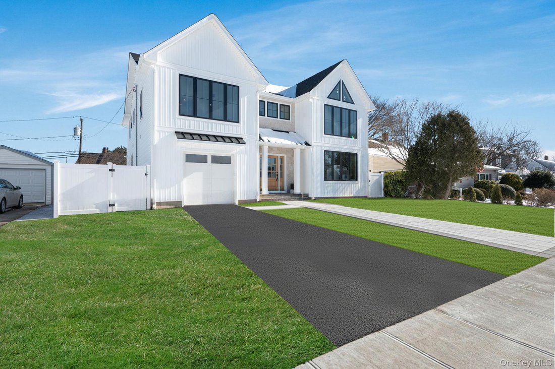 Casa en Levittown, Nueva York, Estados Unidos 4 - 18694404