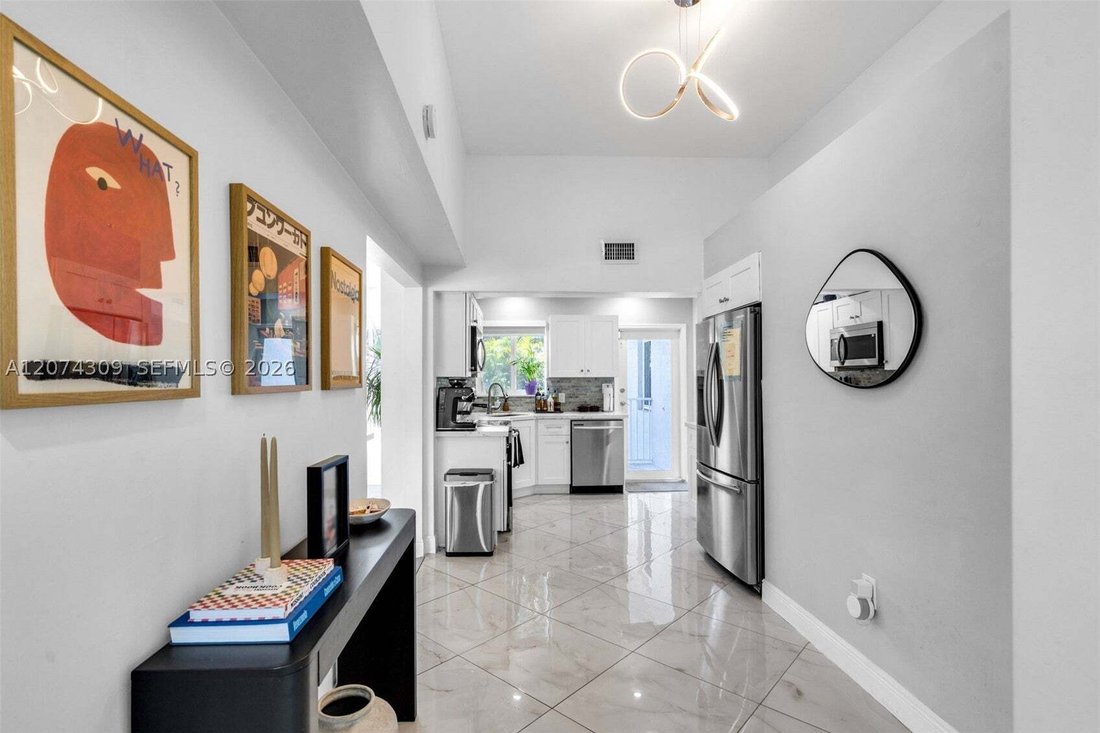 House in Miami, Florida, United States 4 - 18694585