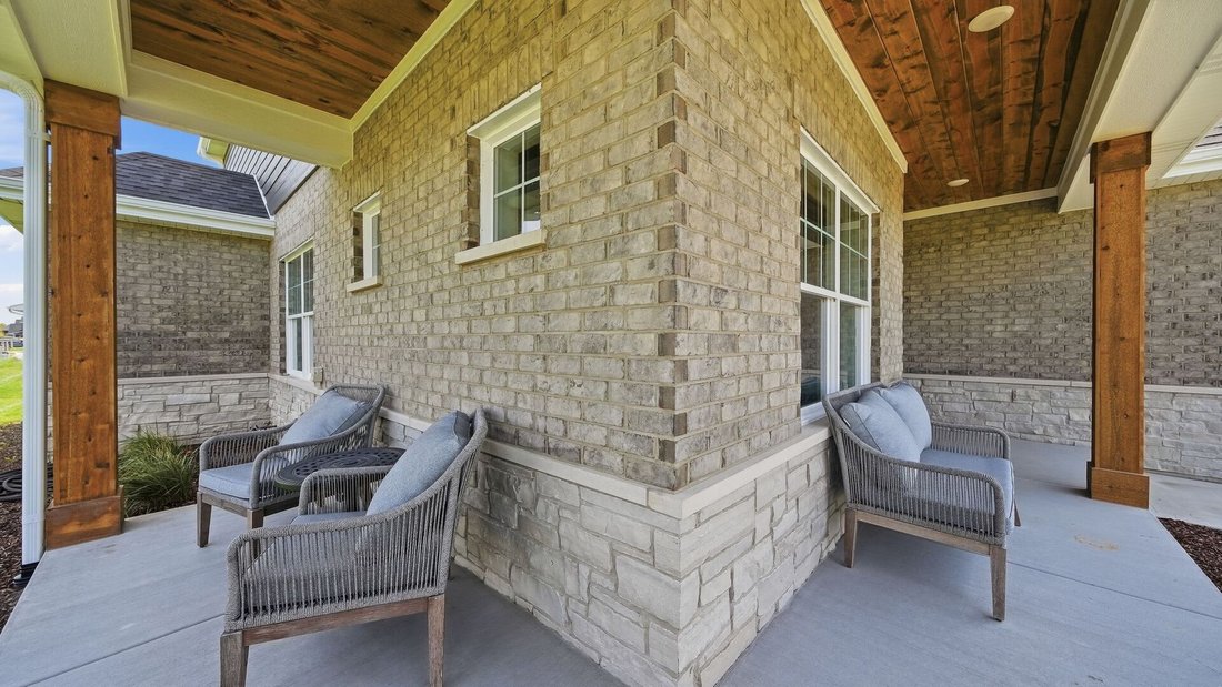House in Peotone, Illinois, United States 3 - 18695059