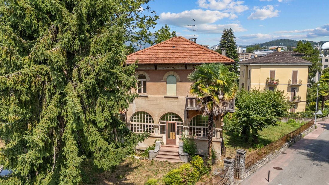Villa in Lugano, Ticino, Switzerland 1 - 18694771