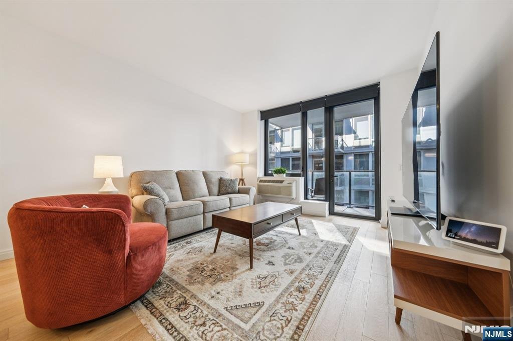 Condo in Jersey City, New Jersey, United States 3 - 18695188