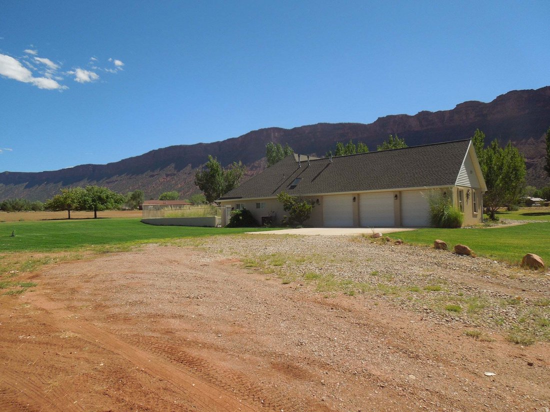 House in Moab, Utah, United States 3 - 18694796