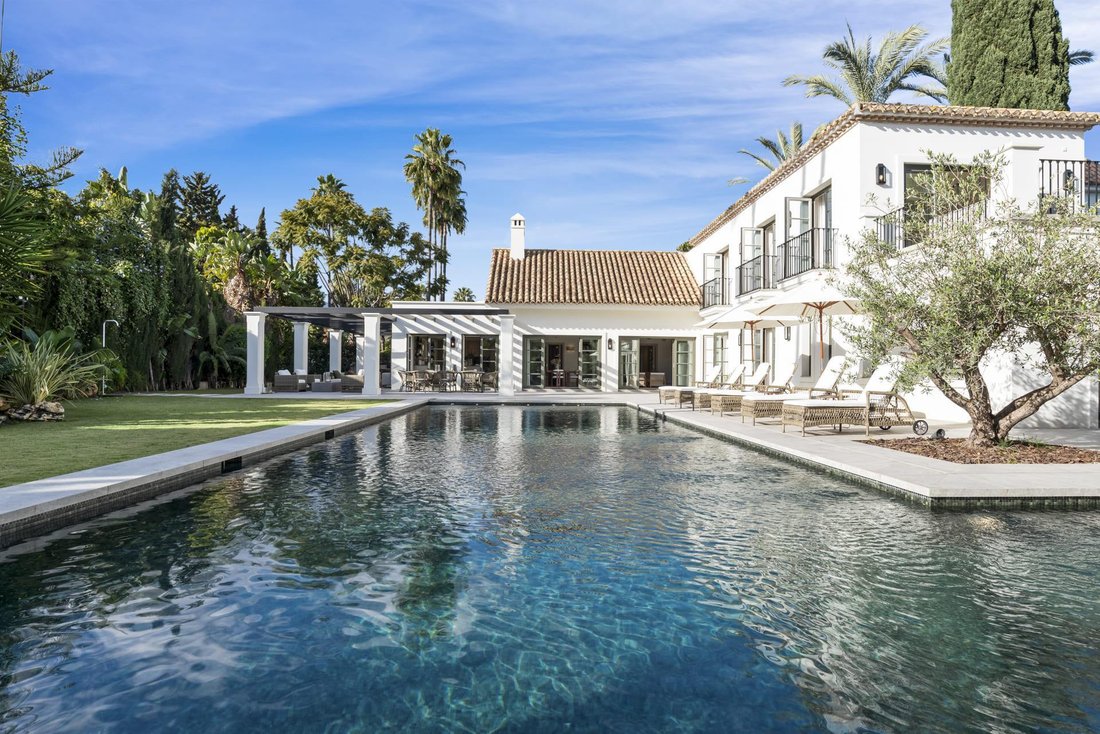 Villa in Nueva Andalucia, Marbella, Spain 1 - 18695023