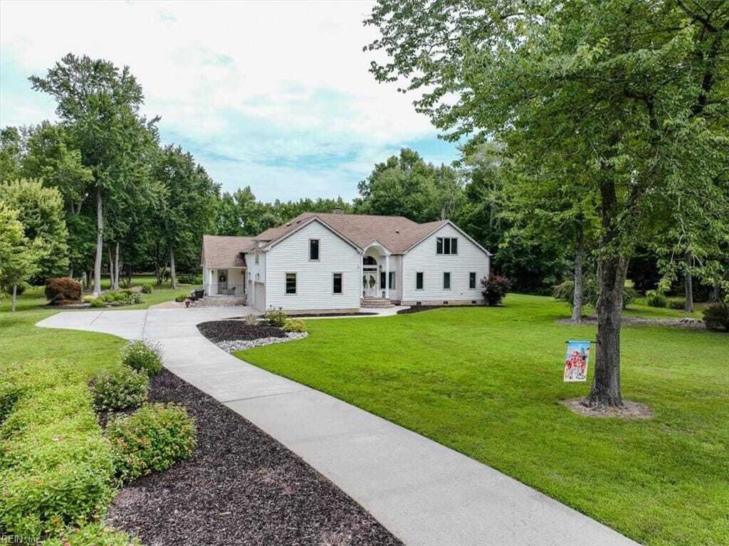 House in Chesapeake, Virginia, United States 1 - 18694808