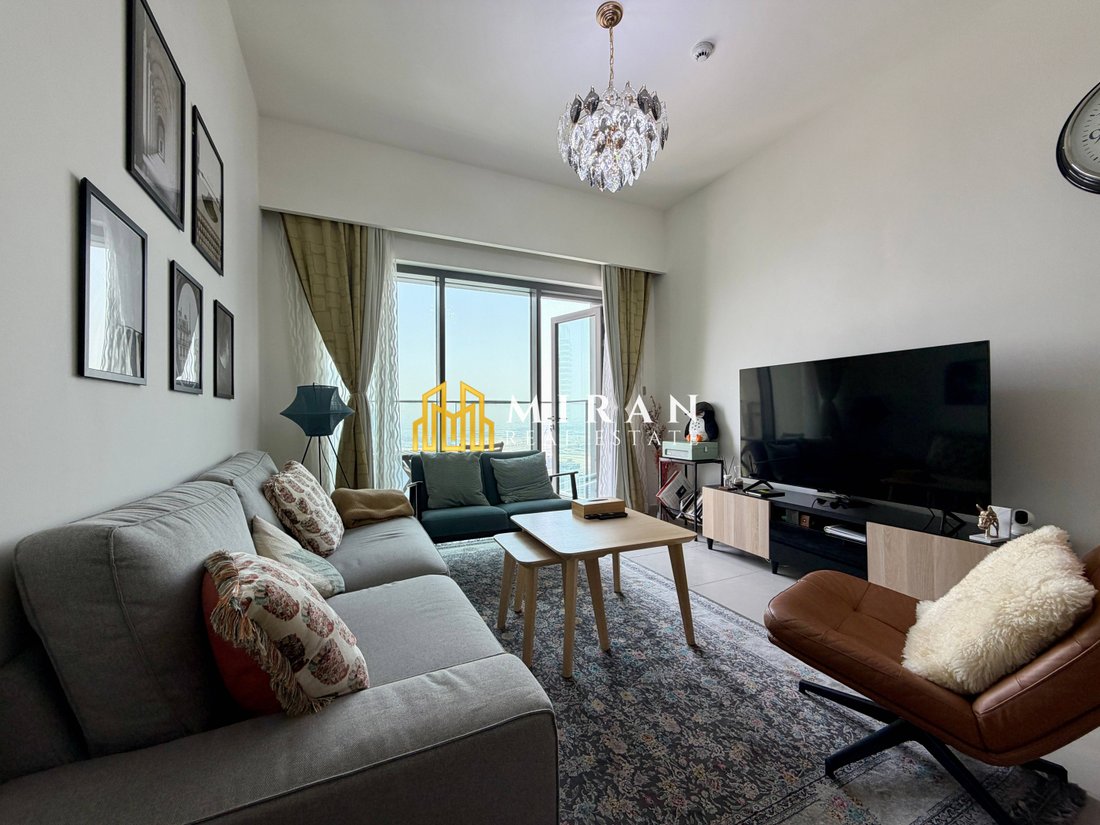 Apartment in Downtown Dubai, Dubai, United Arab Emirates 1 - 18694730
