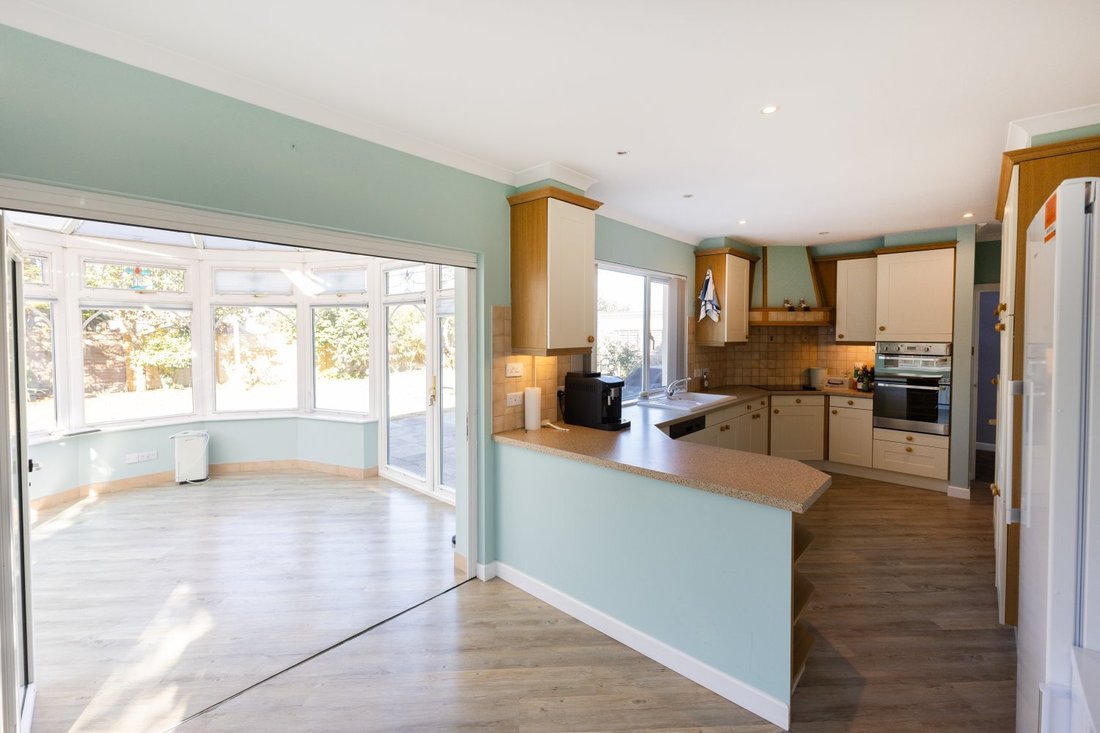 House in United Kingdom 5 - 18694685