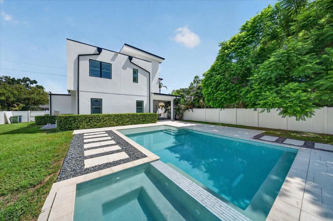 House in Tampa, Florida, United States 2 - 18694783