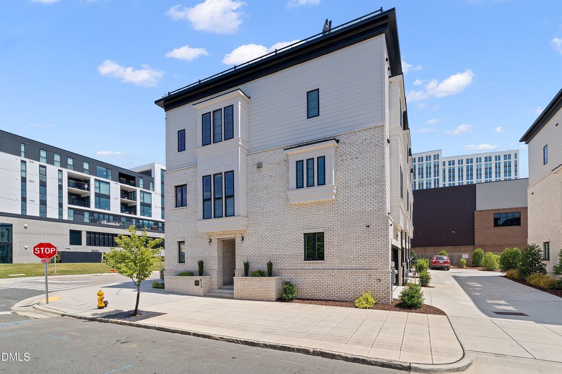 Townhouse in Raleigh, North Carolina, United States 4 - 18694533