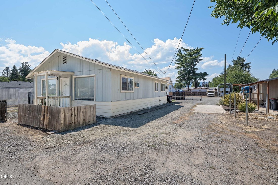 Medford, Oregon, United States 2 - 18694688