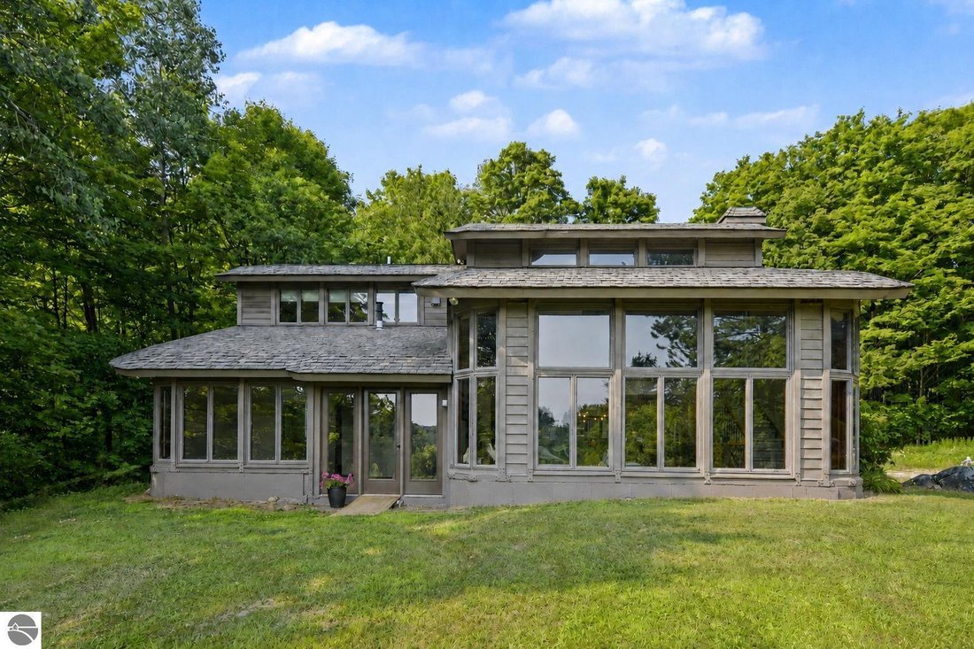 House in East Jordan, Michigan, United States 4 - 18694517