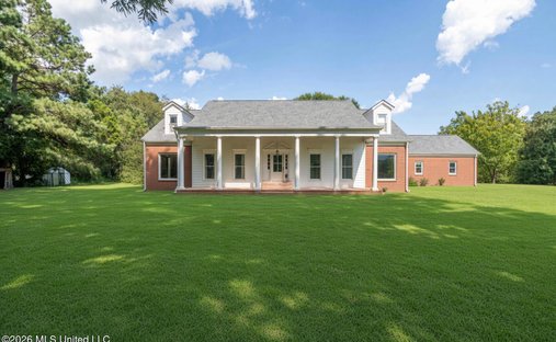 House in Byhalia, Mississippi, United States 1