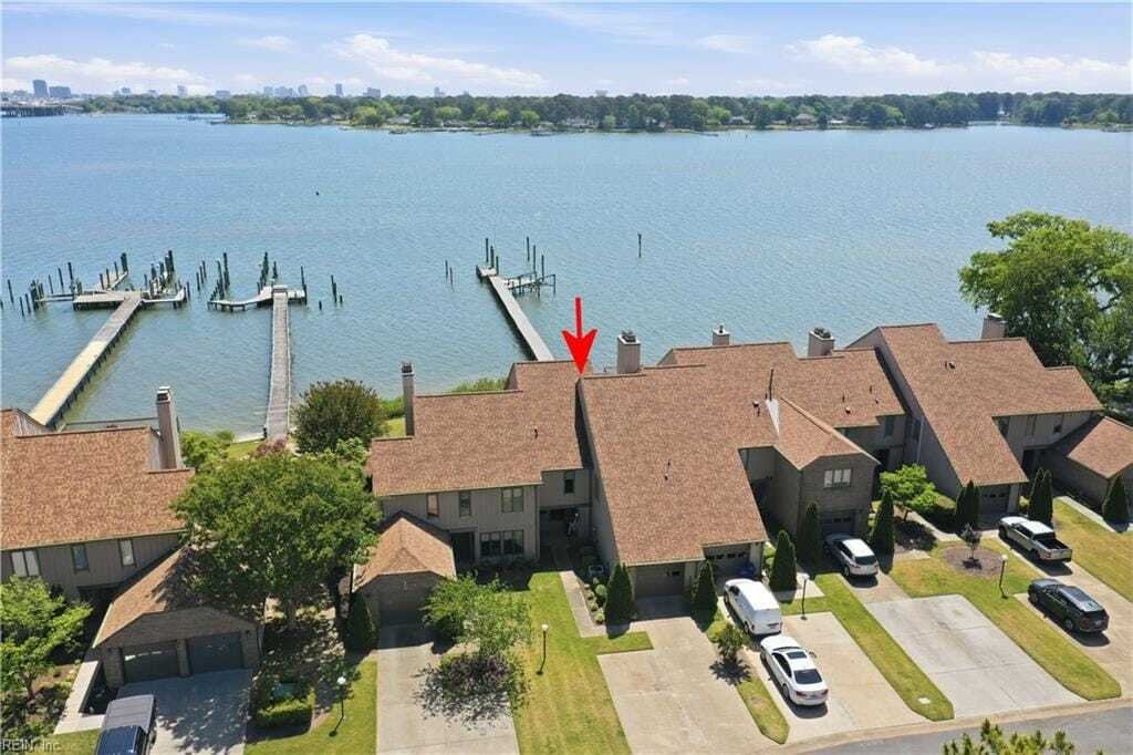 Condo in Portsmouth, Virginia, United States 1 - 18694887