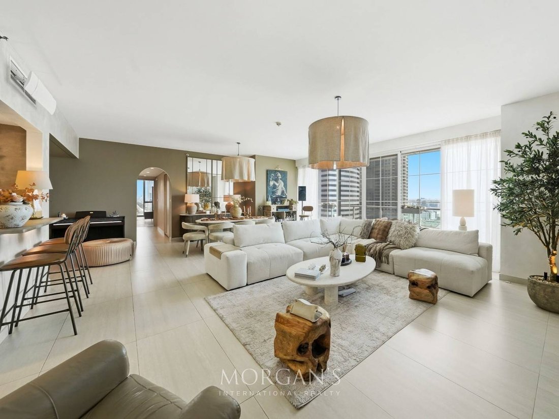Apartment in JLT / Jumeirah Lakes Towers, Dubai, United Arab Emirates 1 - 18694649