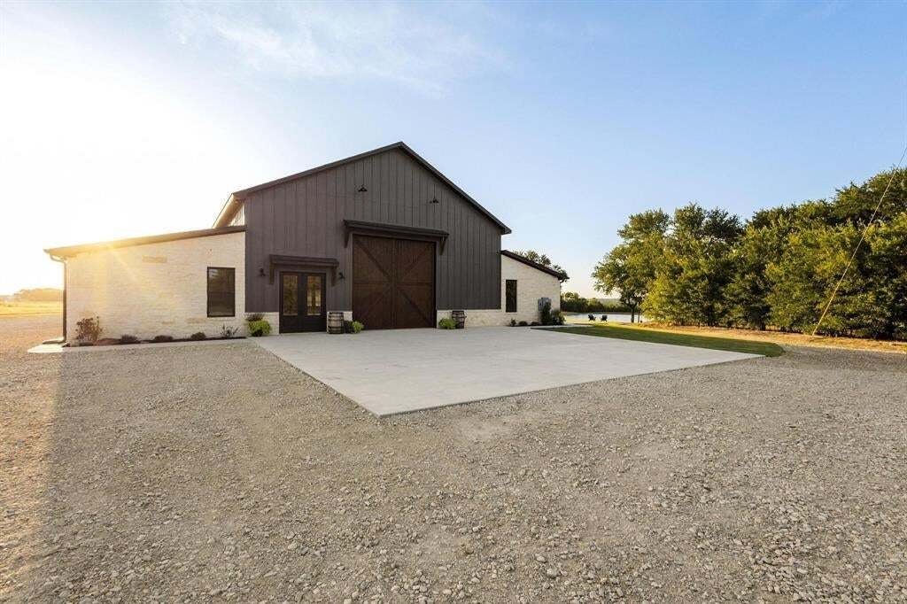 House in Sherman, Texas, United States 1 - 18695026
