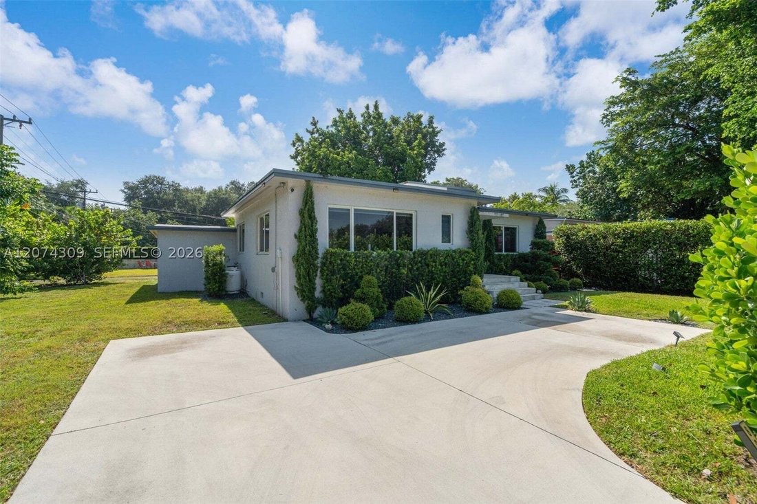 House in Miami, Florida, United States 1 - 18694585