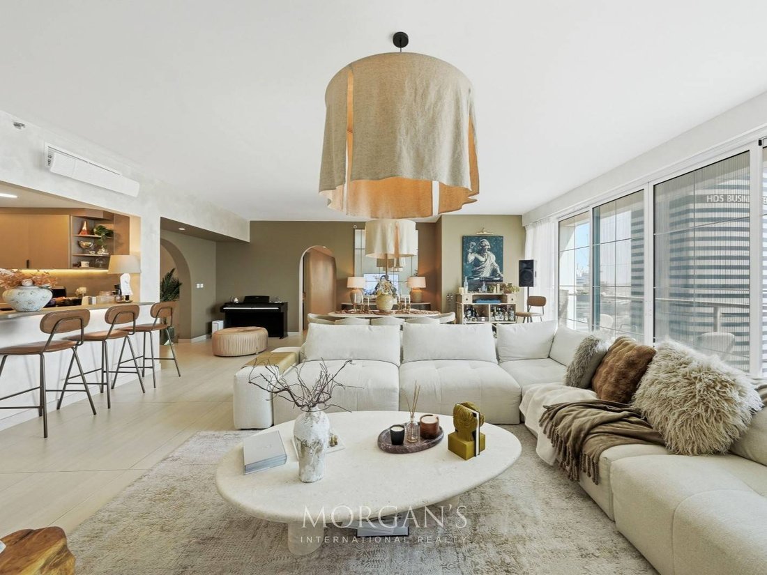 Apartment in JLT / Jumeirah Lakes Towers, Dubai, United Arab Emirates 2 - 18694649