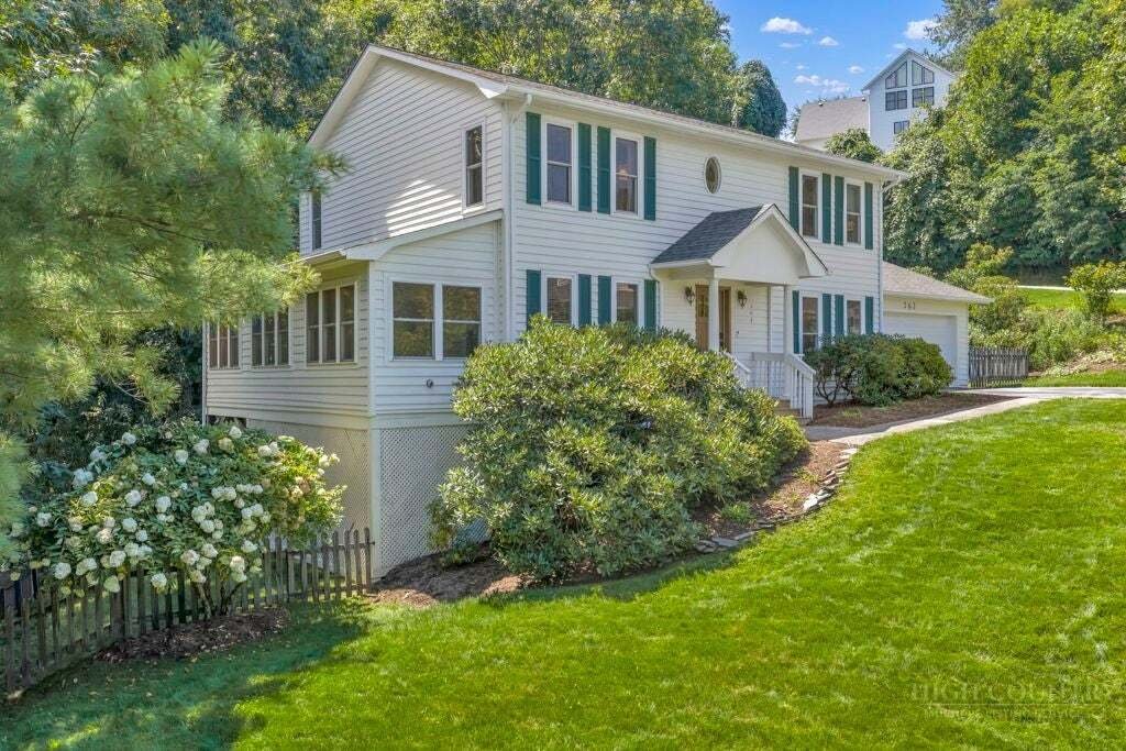 House in Boone, North Carolina, United States 3 - 18694625