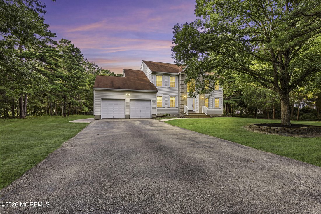 House in Toms River, New Jersey, United States 1 - 18694327