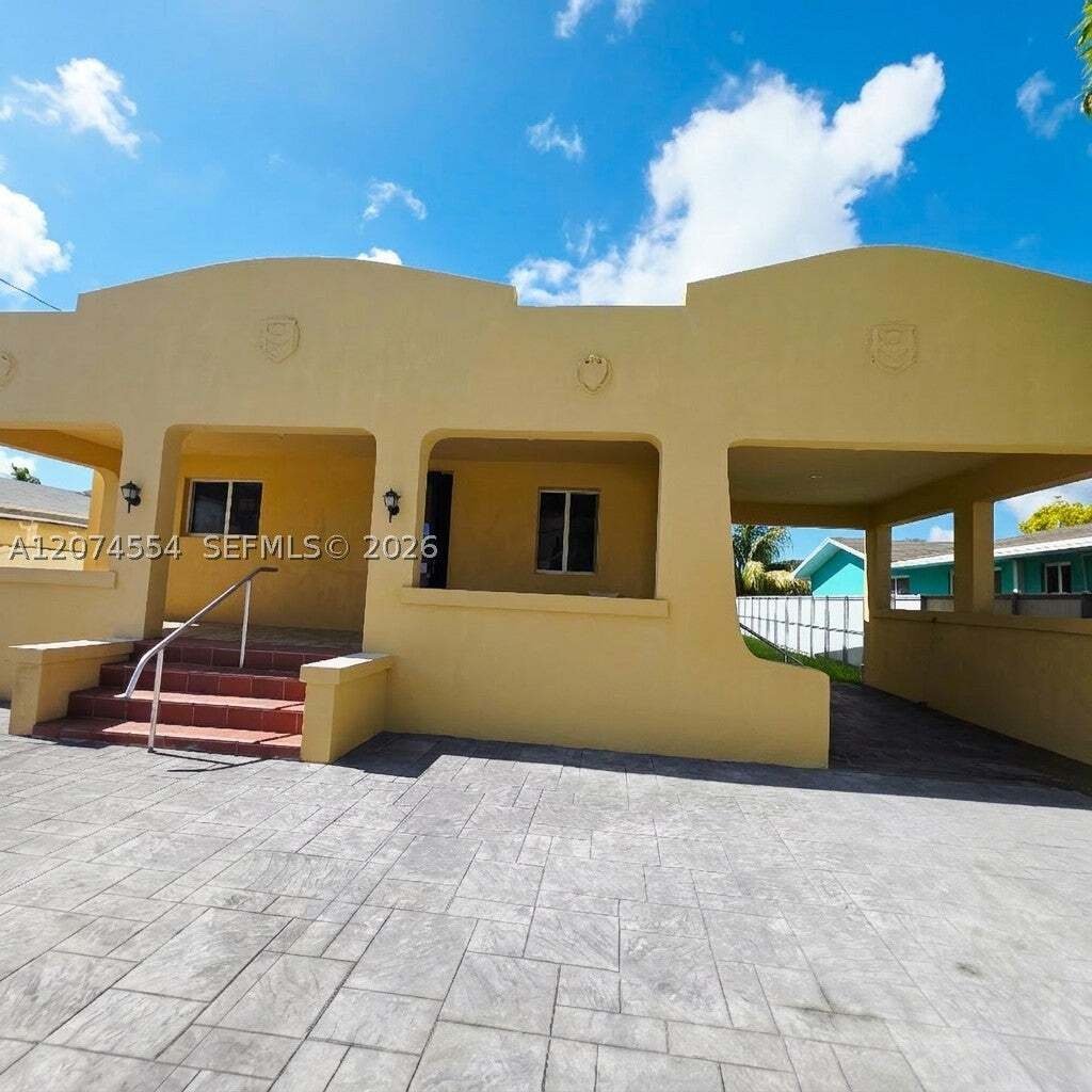House in Miami, Florida, United States 4 - 18694577