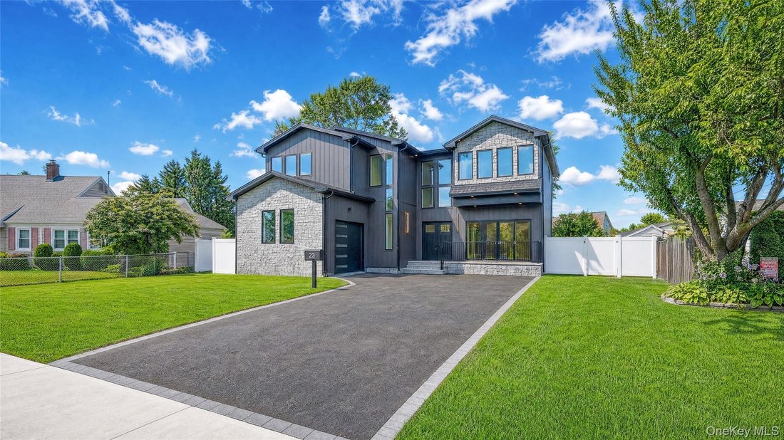 Casa a Levittown, New York, Stati Uniti 1 - 18694407