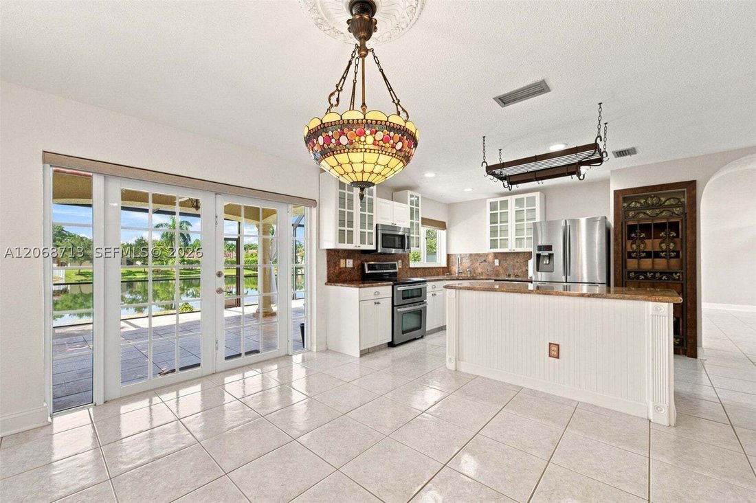 House in Davie, Florida, United States 5 - 18694586