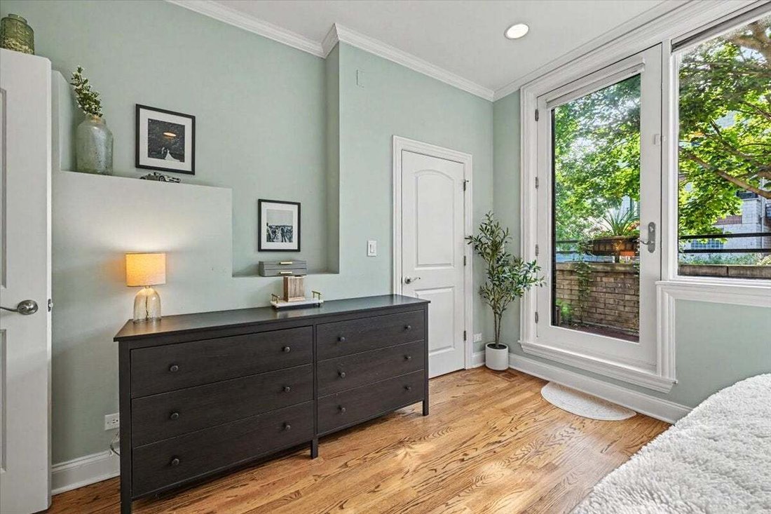 Condo in Chicago, Illinois, United States 4 - 18694933