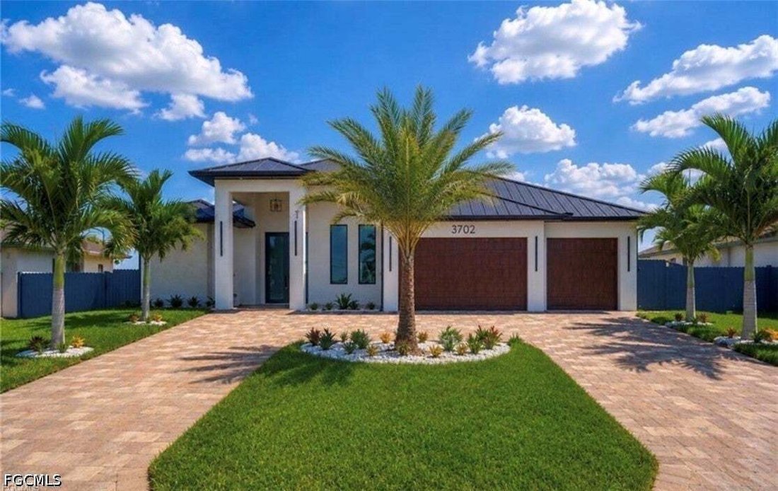House in Cape Coral, Florida, United States 1 - 18694721