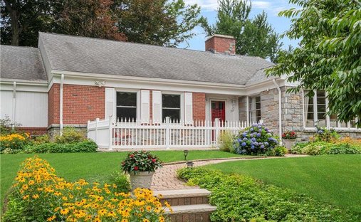 House in Cranston, Rhode Island, United States 1