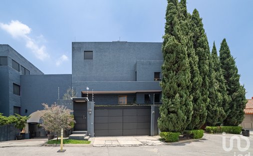 House in Naucalpan de Juárez, State of Mexico, Mexico 1