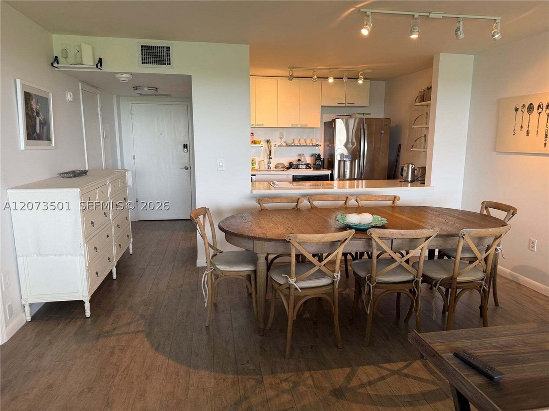 Condo in Key Biscayne, Florida, United States 3 - 18694590