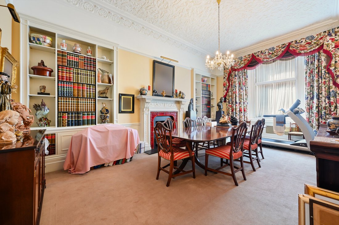 Apartment in Belgravia, Westminster, England 3 - 18694418