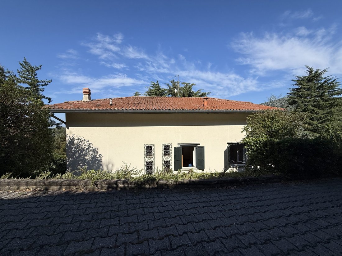 Villa in Monticelli Brusati, Lombardy, Italy 3 - 18694835